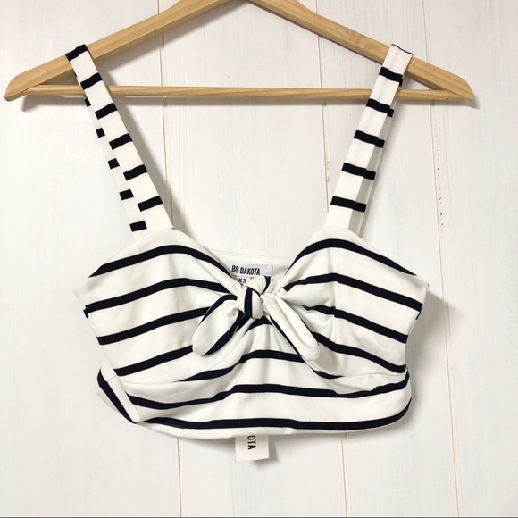 BB Dakota Optik White Knot Front Stripe Crop Top - Picture 4 of 8